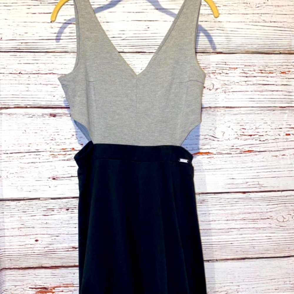 GUESS peekaboo dress